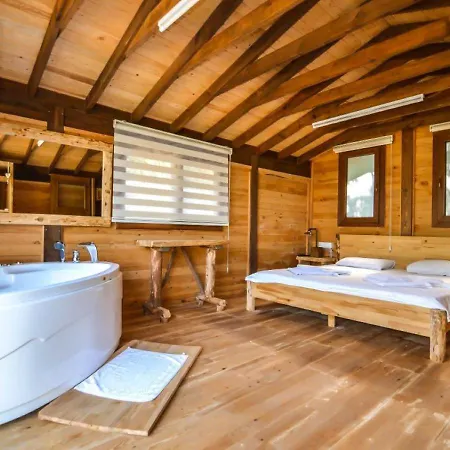 Baharoglu Life House Кемпинг Фаралия