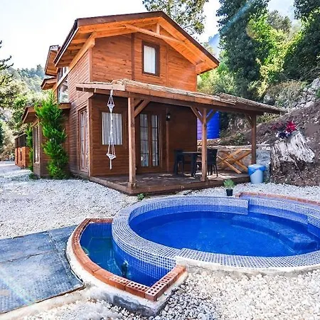 Baharoglu Life House キャンプ場 *